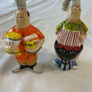 Masters Of The Grill BBQ Party Chefs Salt Pepper Shaker Set by CIC